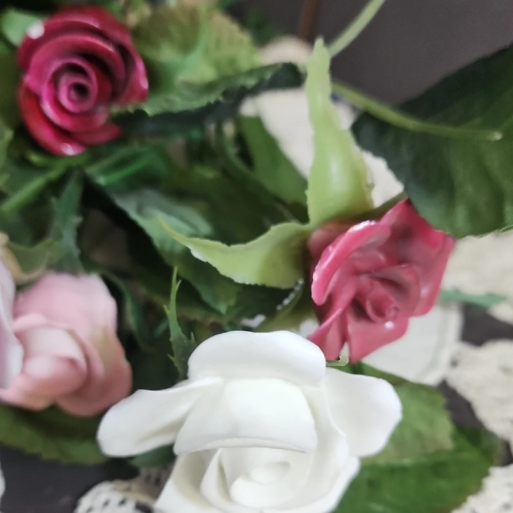 Vtg Porcelain Floral Arrangement with Pink and White Roses
